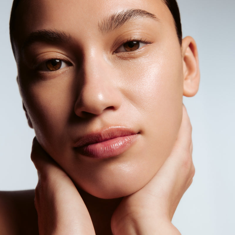 #3 The Brilliance Tinted Serum SPF50+